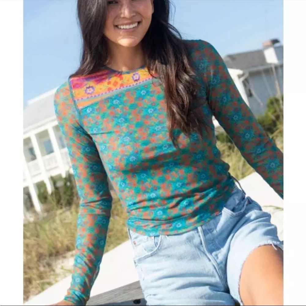 NWT Natural Life Sloan Mesh long sleeve top size Large